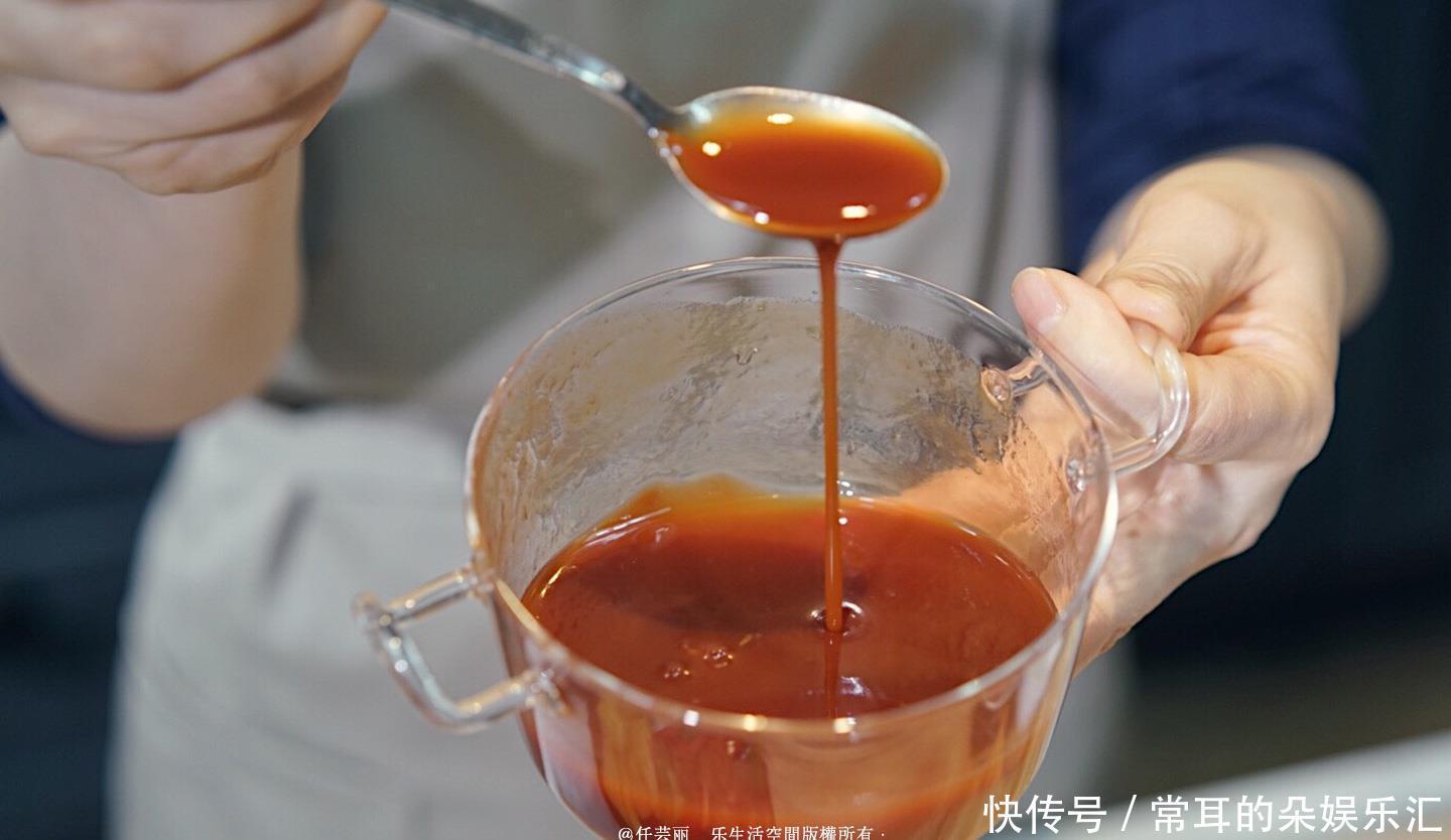 可口|水果和肉一起烹饪,也能擦出美味火花,晶莹剔透,酸甜可口有食欲