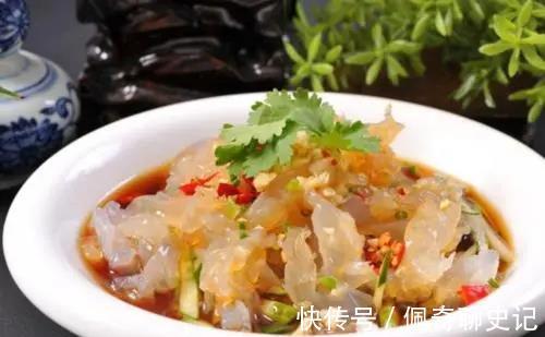 搅拌均匀|夏日必备的6道凉菜,荤素搭配,成本不超8元钱,清凉又解暑