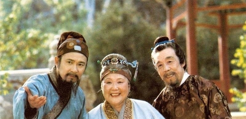 宁国府#红楼梦:贾府东西两府为何叫宁国府和荣国府?曹雪芹别有深意