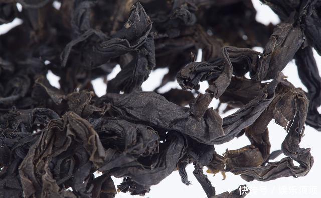 91岁院士提醒:3种食物堪称骨质疏松的“温床”,再喜欢也要少吃