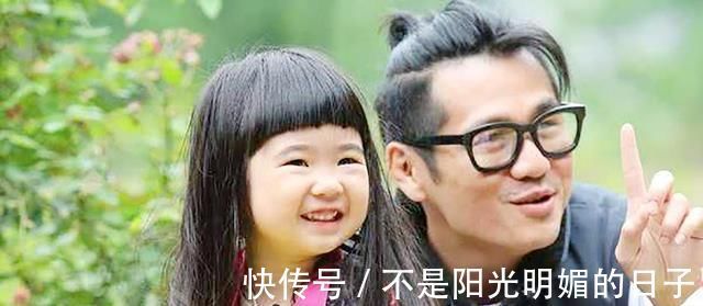 有種逆襲叫曹格女兒，曾被吐槽像蠟筆小新，褪去嬰兒肥后卻很漂亮