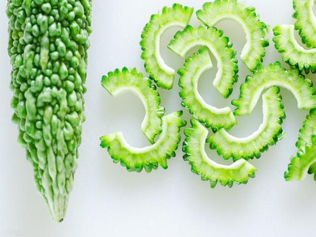 寒凉性|养肝先管住嘴,“三甜”伤肝,别多吃,“二苦”养肝,要多吃