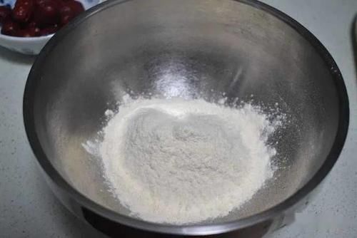 过年年糕少不了，这样做年糕清香软糯，简单易做，营养好吃寓意好