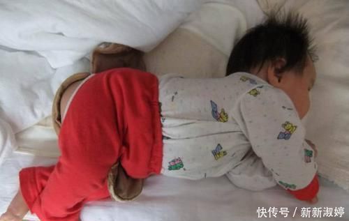 表姐|孩子这些睡姿家长还认为是可爱?错!那是脾胃的求救信号,别大意