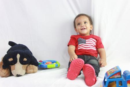 父母|孩子到了这个年龄段,老人就该“撤退了”父母亲自带才最好