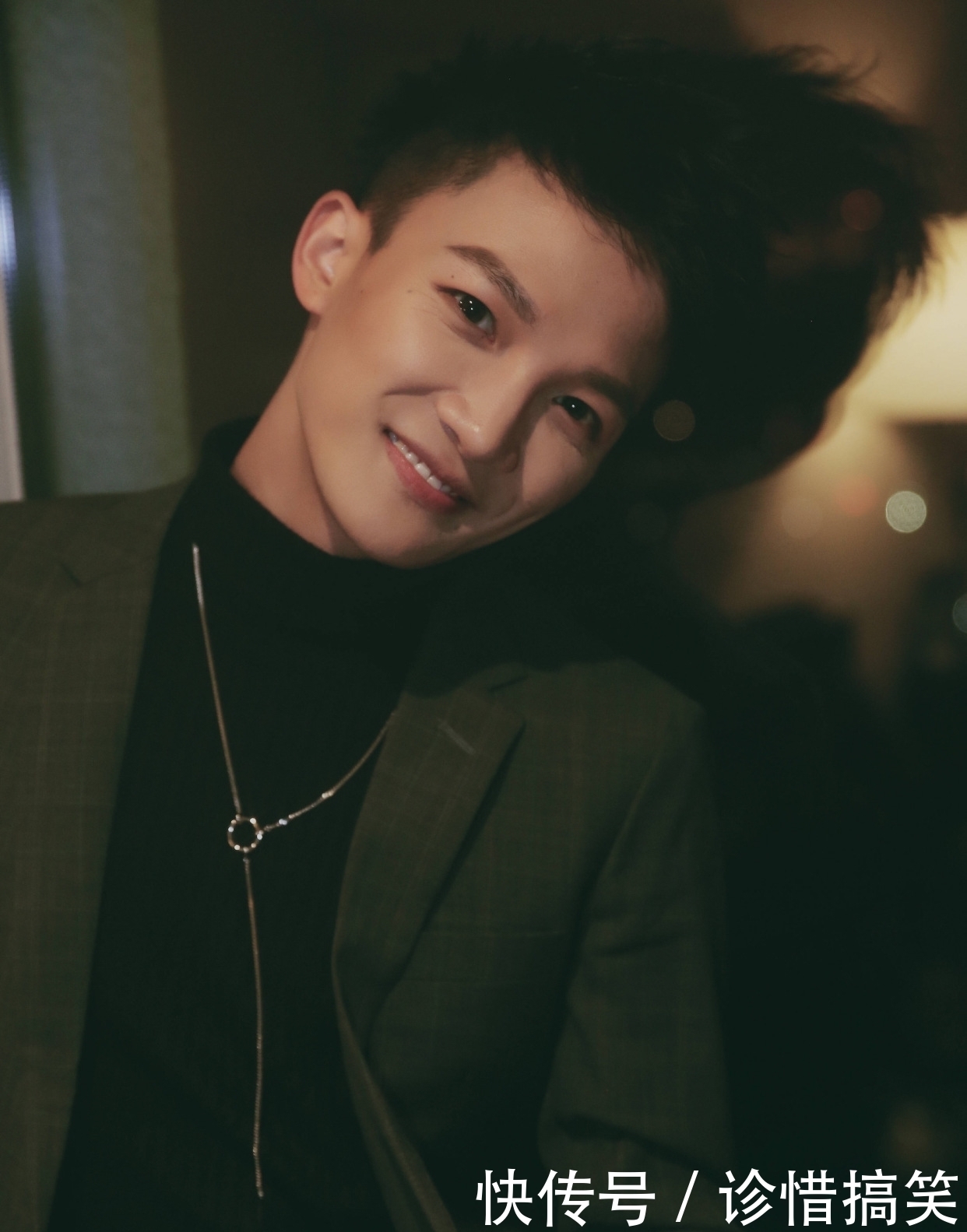 歌手|周深上《快本》讲段子,维嘉听得脸都红了!网友:我怀疑你在开车