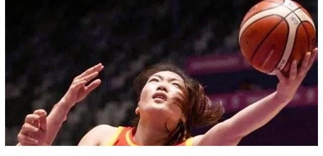 世青賽|“女版詹姆斯”李夢：女籃的硬核甜心，拒絕西班牙富商只嫁中國人