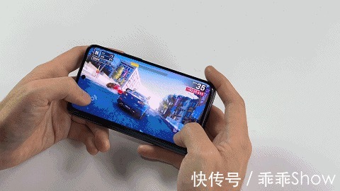 卡牌游戏|折叠屏才是真正的游戏手机？OPPO Find N内外屏同时挑战八大游戏