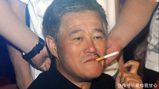 嘲笑|王朔谈中国喜剧:都是拿“穷人”开玩笑,有本事去嘲笑有权势的人