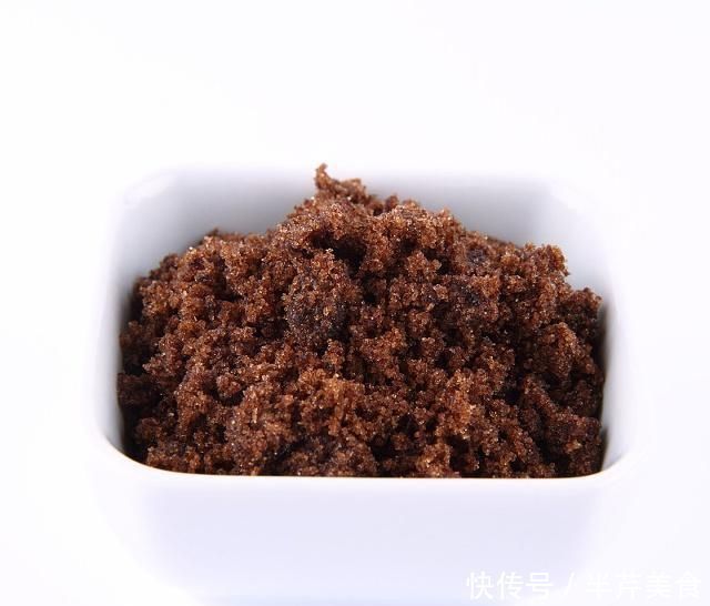 红糖扔进花盆中,原来这么厉害,现在知道还不晚,回家试试