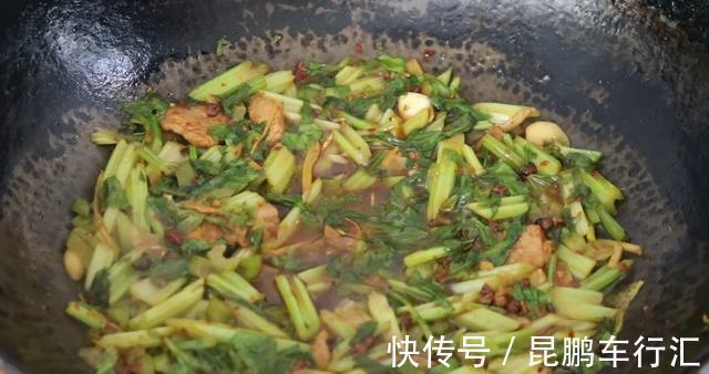 食用油|爱吃面条的收藏了，不用水煮，这做法不常见，保证吃一次忘不了