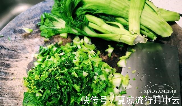 冬天,这蔬菜要多吃,营养价值高,腌一腌比肉还好吃,爽脆又酸香!