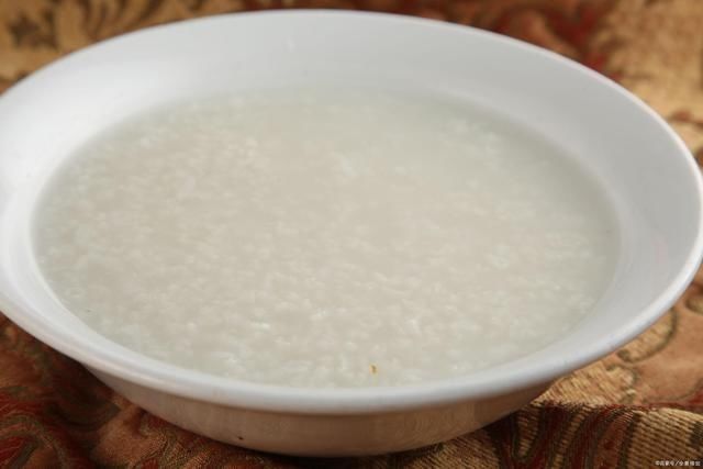 日常生活中|糖尿病的“加速器”找到了,血糖高的人,哪怕改掉一个也是好的