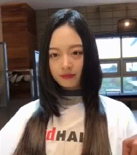 |搞笑GIF：如果我说我是一只鸟，应该没有人会反对我吧