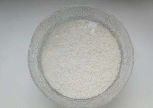 大米别只用来蒸米饭,用它做糕点,软糯香甜,米香味十足,真好吃