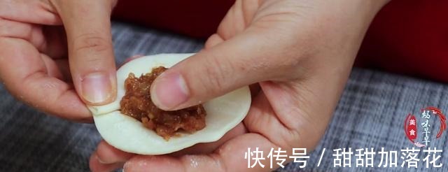 小葱|自从学会包子这个做法,我家一周吃4次,10分钟搞定,好吃还营养!