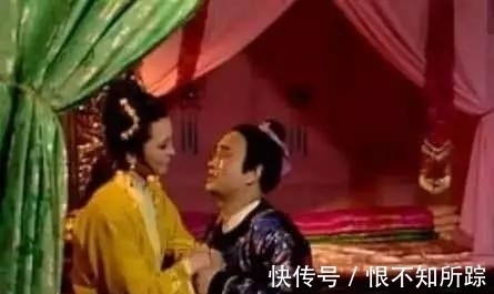 宝钗|宝钗是不是有点自私?以她的条件可以找其他官家子弟联姻,为何不成全宝黛呢?