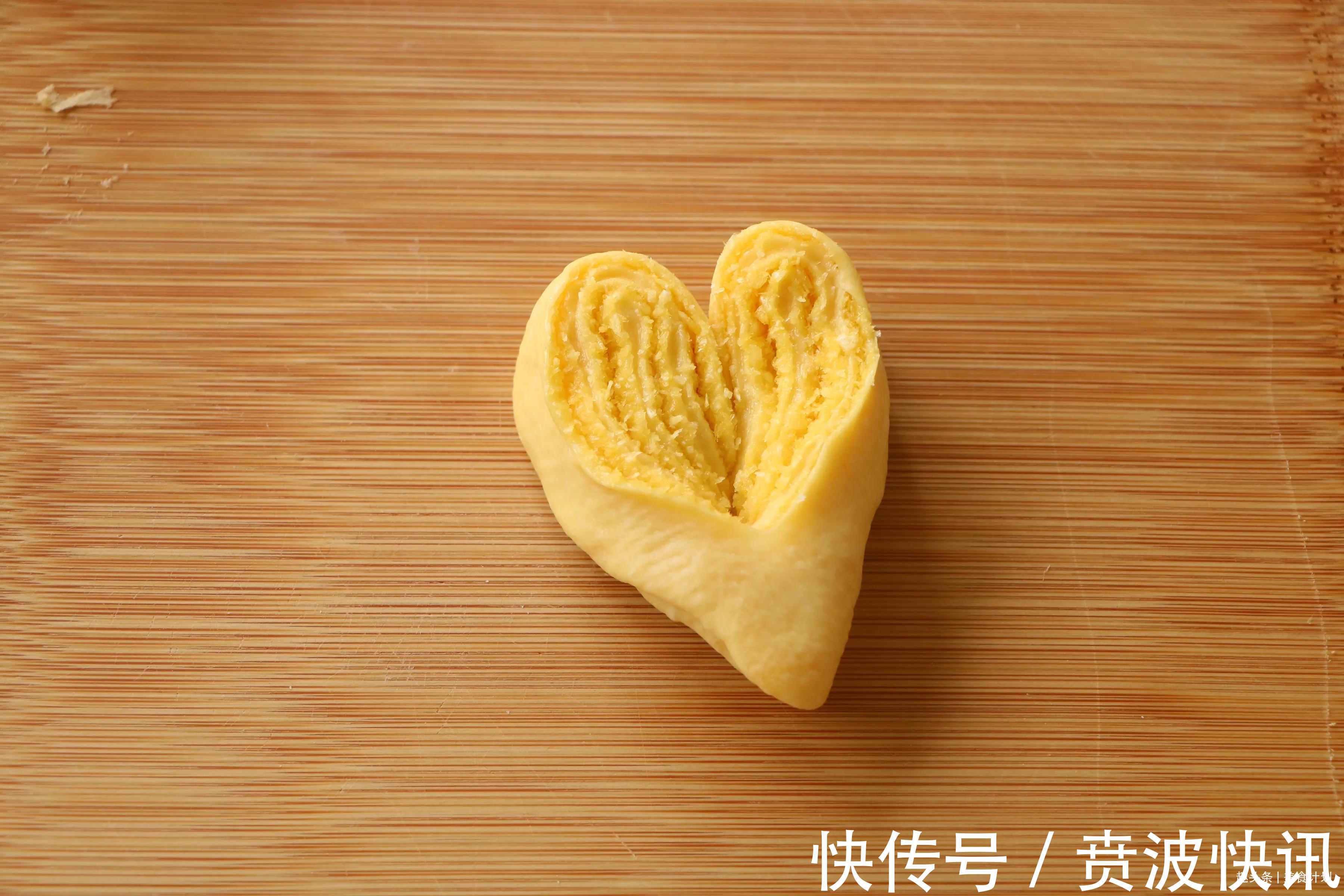 孩子|让你完全没有抵抗力的早餐，孩子一口气吃2个，又香又软百吃不腻