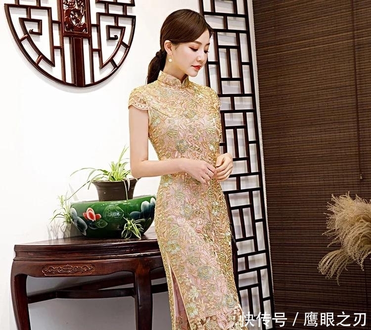 奢华复古，镂空绣花中长旗袍，流露与众不同含蓄美！