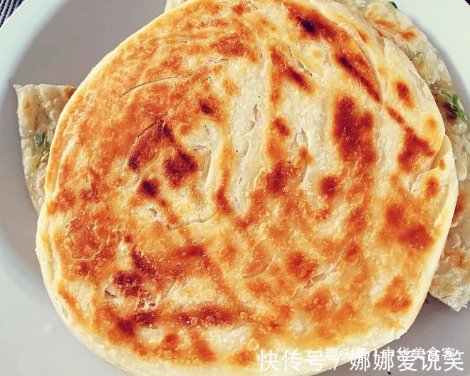爱吃烙饼的一定要收藏,和面才是关键,外酥内软,凉了都不硬!