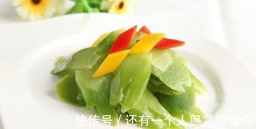 日常生活中|糖尿病人,不想血糖飙升,除了甜食,4类食物也应该趁早忌口