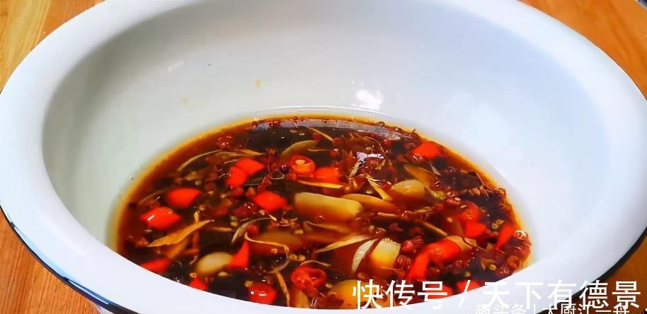 解馋|私藏30年腌黄瓜的配方，1小时就能吃，清脆爽口不易坏，太解馋了