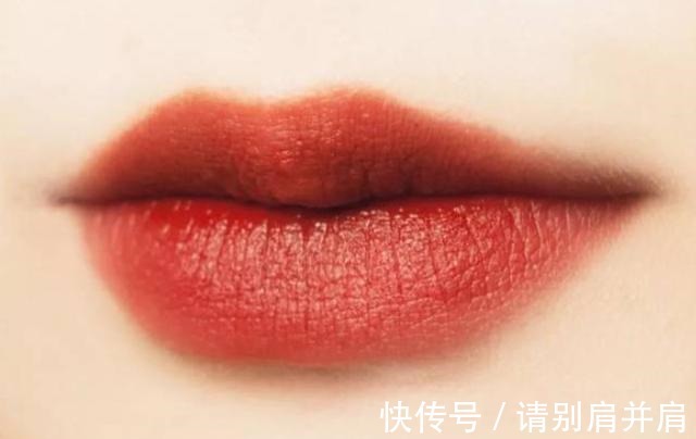 唇膏 选“口红”是一门学问，从这3方面着手不会错，你选对了吗！