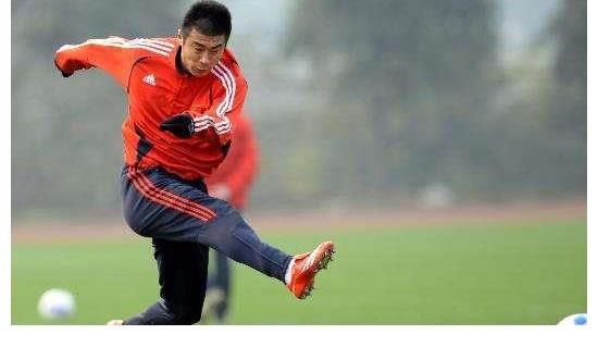 韓鵬|從宿茂臻到韓鵬 到郭田雨 山東隊(duì)一直為國(guó)足提供優(yōu)質(zhì)高中鋒