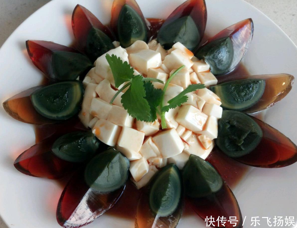 年夜饭别光吃大鱼大肉，凉菜不能少，清凉开胃解油腻，记得备两道