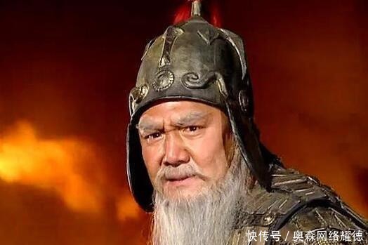 关羽|同是五虎上将,关羽不服马超也瞧不上黄忠,为何对赵云从来没意见