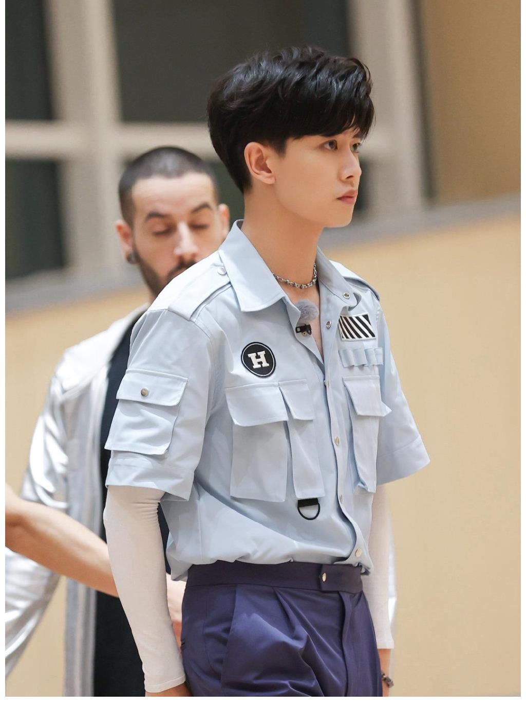 嗨放派收官，舞王任嘉伦炫技“燃爆”舞台，他的执着让人心生敬畏