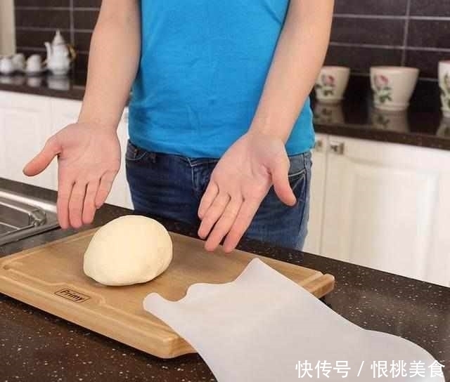 饺子|煮饺子总是破皮?教你一招,煮出来的饺子永远不破皮!