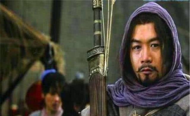 水浒传:此人打不赢杨志,也打不赢孙立,为何还能位列五虎将?