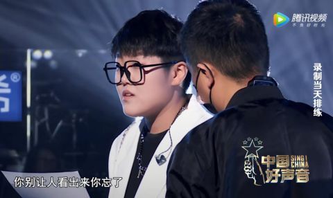 张露馨|李荣浩顶着被骂的风险教王靖雯投机取巧,结果对方不听话,太亏了