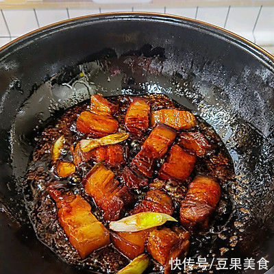 五花肉|无水无油?不炒糖色家常红烧肉