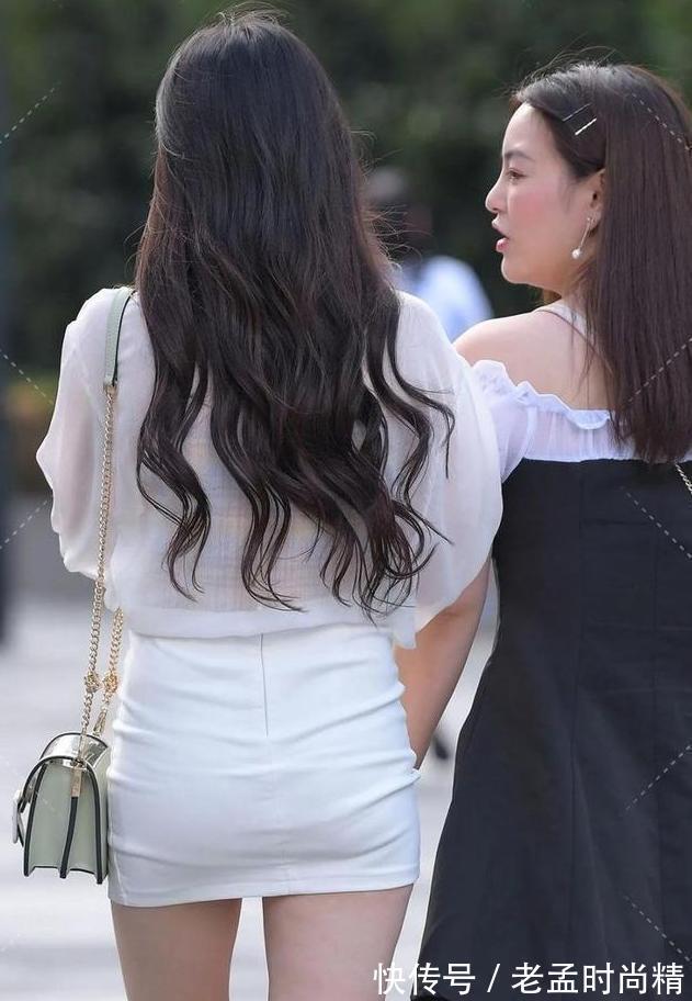 白黄色|纯白色网纱雪纺衫搭配超紧身小短裙, 骨感迷人, 尽显大长腿