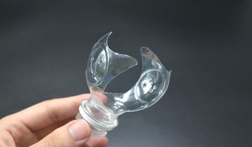 扫把上套个塑料瓶,放在家里特别实用,一年能省不少钱,涨知识了