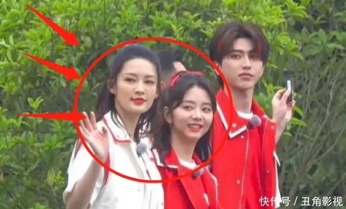 跑男9 谭松韵跟李沁《跑男9》同框,都是30岁,生图下的颜值把我看愣了