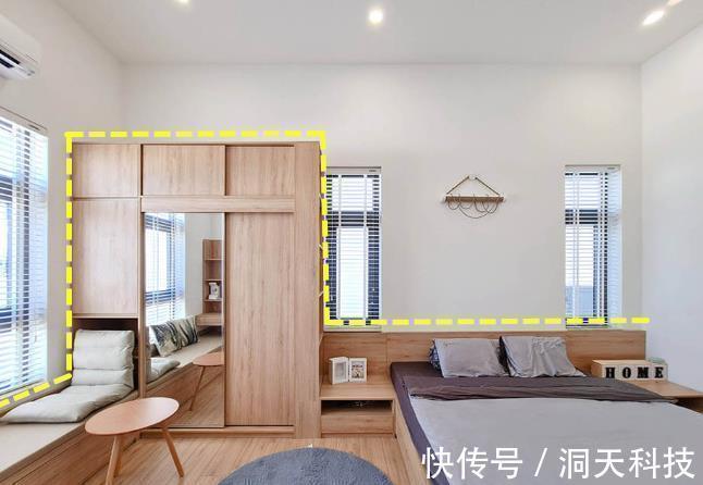 多层架|2021年卧室都流行这么装了,衣柜+飘窗做一体化设计,最少能省5㎡
