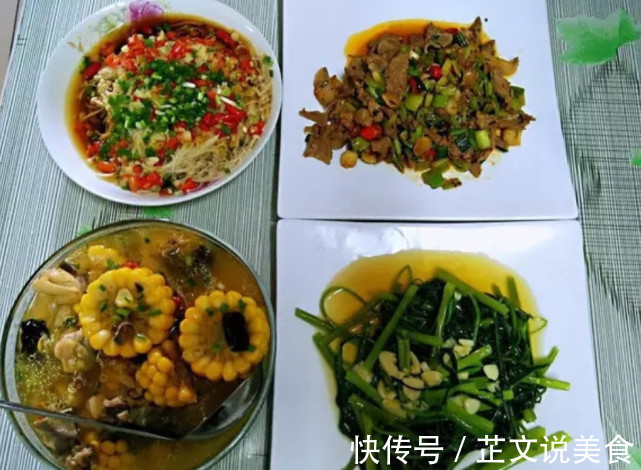 同事请我去他家吃饭，看到桌上的四道菜，我决定再也不来他家了！