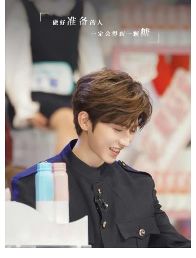 年紀(jì)|“年紀(jì)小，就當(dāng)導(dǎo)師”的8位明星，個(gè)個(gè)實(shí)力都好強(qiáng)，第八位才19歲