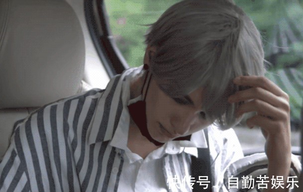 漫展|188cm帅哥爆红网络！漫画脸顶级身材，居然是女扮男装？