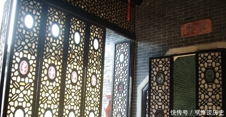 古代没有玻璃,古人是如何遮风挡雨的?除了窗户纸,还有什么?
