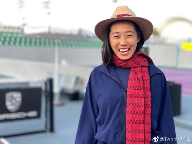 正能量|备战澳网不忘新年励志!张帅传递正能量:永远年轻!