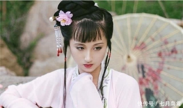 王熙凤!林黛玉被嫁给了谁?王熙凤准备的40匹蟒缎:夫家比北静王更有权势