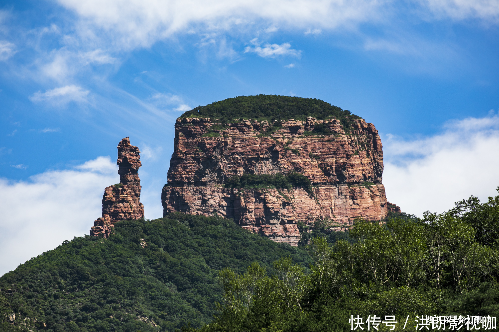 世界最大的天然回音壁在哪里打卡赞皇嶂石岩，丹崖翠壁风光无限