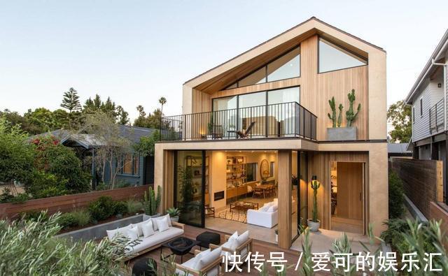 别墅|这就是别墅的优势,门前20㎡院子,二楼又是大露台,被太多人羡慕