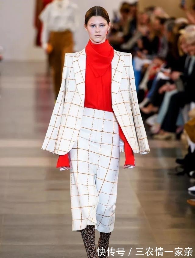 时髦 衬衫+半裙,轻轻松松的时髦!衬衫+半裙,轻轻松松的时髦!