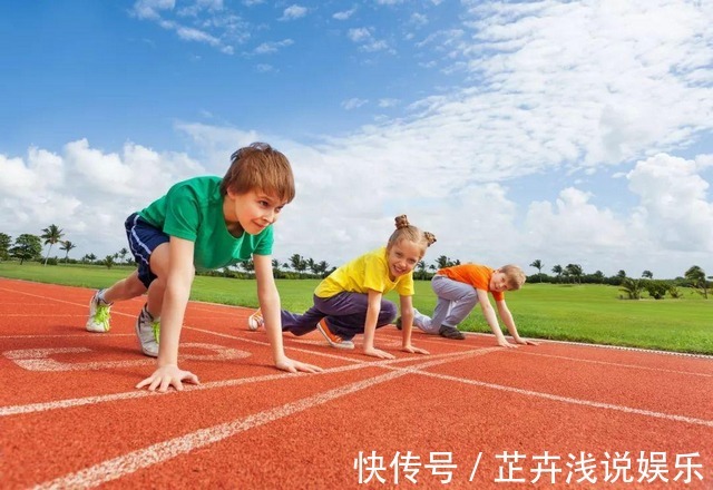 鞋子|孩子个头长不高,只怪家长太懒,没抓住六个“身体信号”