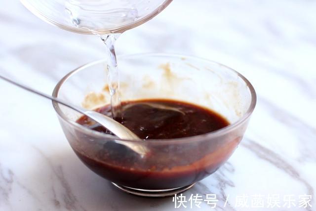 黄豆可以这么吃,口感软绵,酸甜开胃,孩子和女人最喜欢